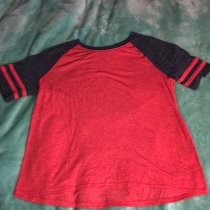 Tee shirt